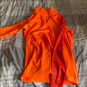 Nike Women’s running pull over 1/4 zip